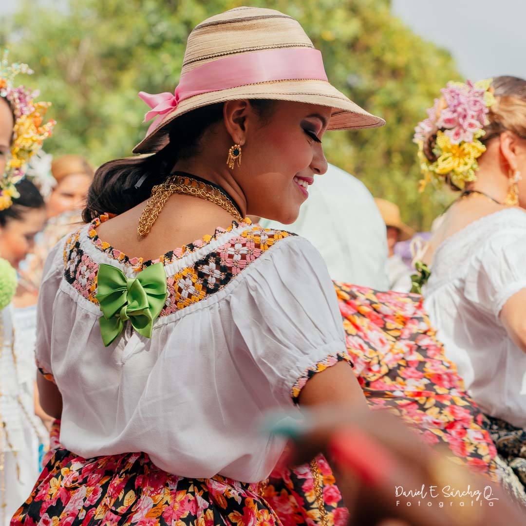 Inicia una nueva década con las Mil Polleras Parte II lacabanga