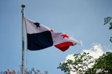 Homenaje cantado a Panamá